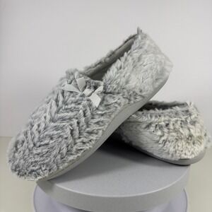 Longwear Collection Womens Slippers Faux Fur Cozy Indoor Comfort Gray US 7